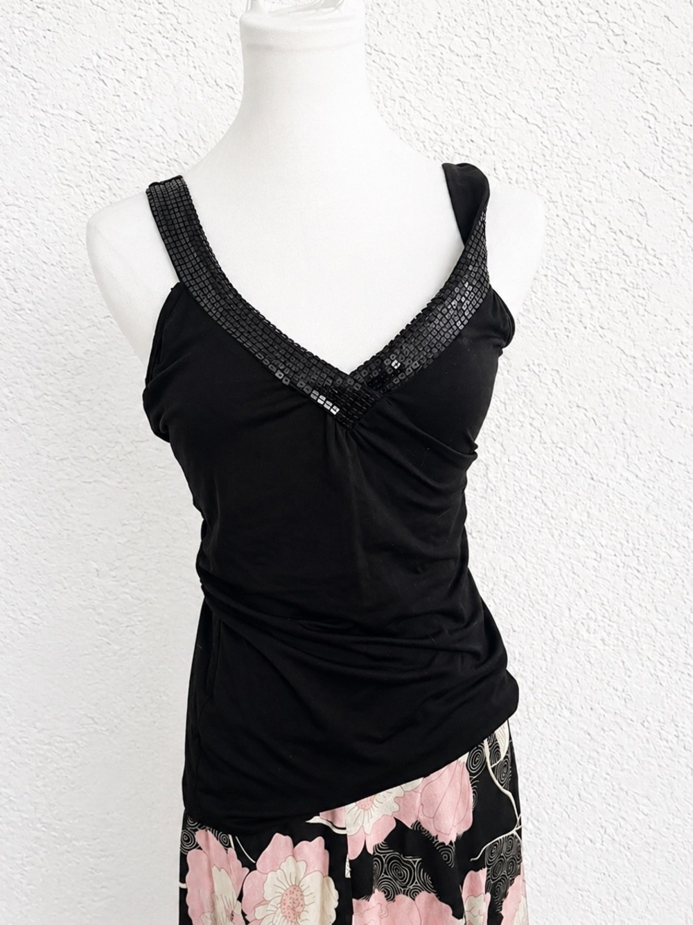 Suzy Shier Black Sequin Trim Tank Top Y2K Elegant Minimalist M